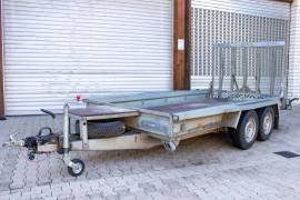 Maschinentransporter